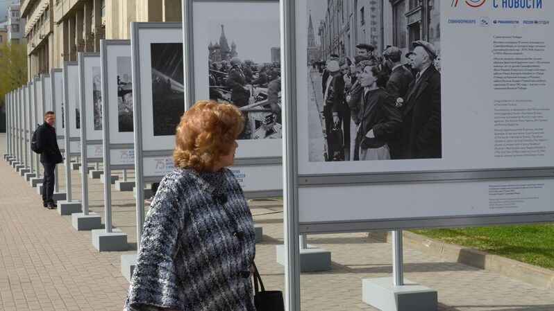 Открытие выставки к 75-летию Совинформбюро на Зубовском бульваре - «Россия сегодня», 800, 08.09.2021