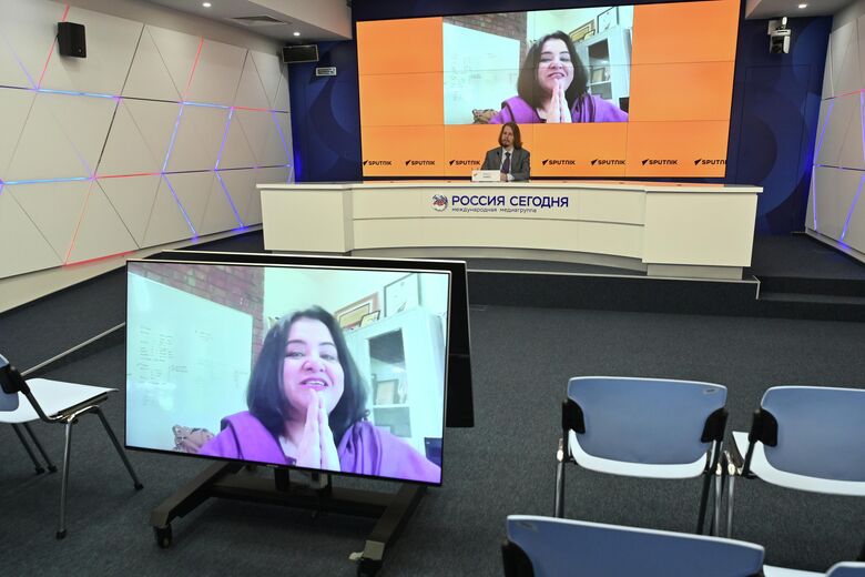 Студенты из университета Шарда узнали о плюсах и минусах ИИ в медиа Студенты из университета Шарда узнали о плюсах и минусах ИИ в медиа - «Россия сегодня», 780, 07.11.2025